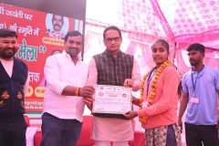 anushka-trust-nishulk-swasthya-mela-22.JPG-scaled